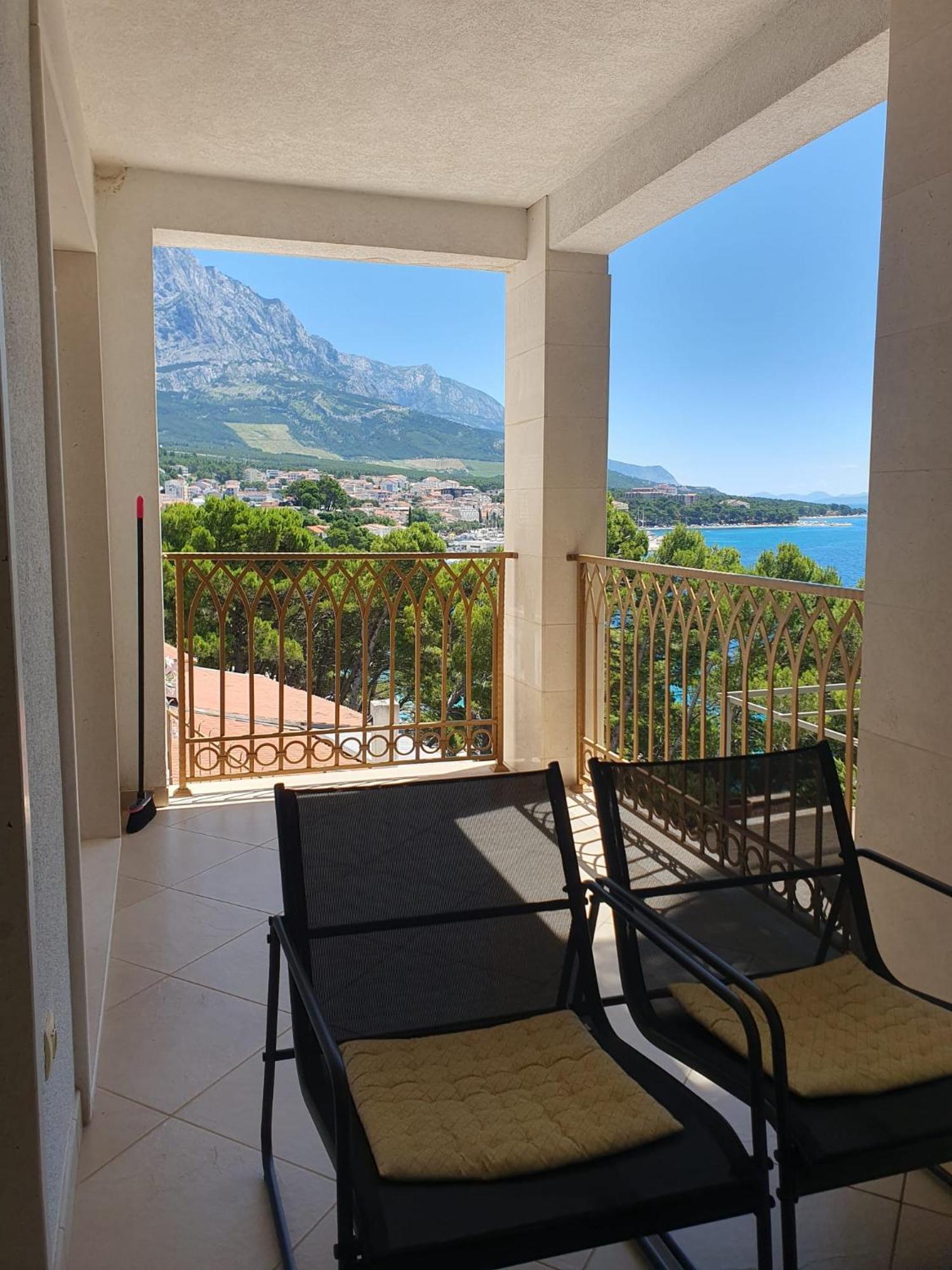 Inas Place Baska Voda Luaran gambar